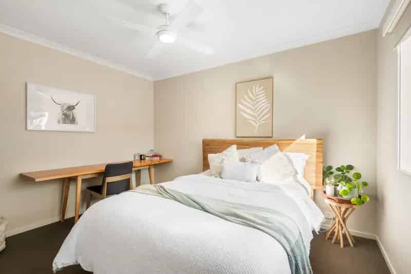 House For Sale , 58, Oakwood Crescent, Geelong, Victoria