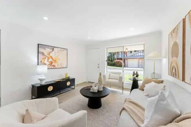House For Sale , 8, Honeysuckle Way, City of Brisbane, Queensland