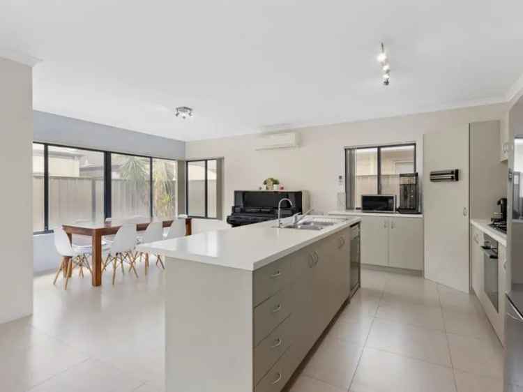 House For Sale in City of Gosnells, Western Australia