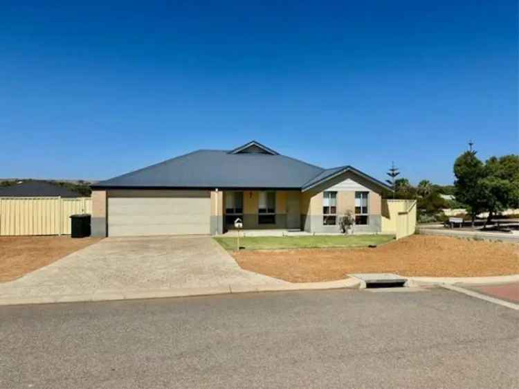 House For Sale in Geraldton, Western Australia