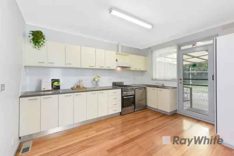 IDEAL FAMILY HOME IN SUPERB LOCATION OF DANDENONG NORTH.