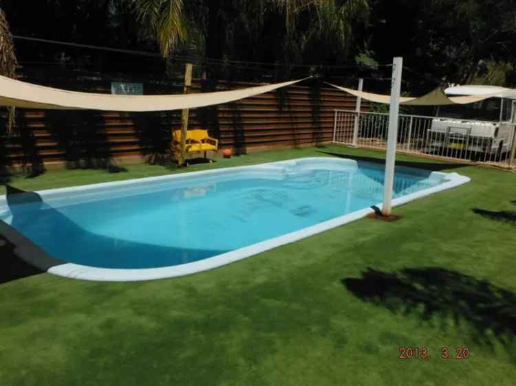 Rent Two Bedroom Block of Units with Pool and Air Conditioning