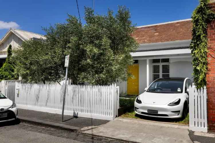 House For Sale in Melbourne, Victoria