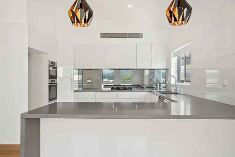 Rent stunning family home in Shell Cove with spacious interiors