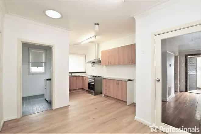 House For Rent , 19, Berkshire Road, Melbourne, Victoria