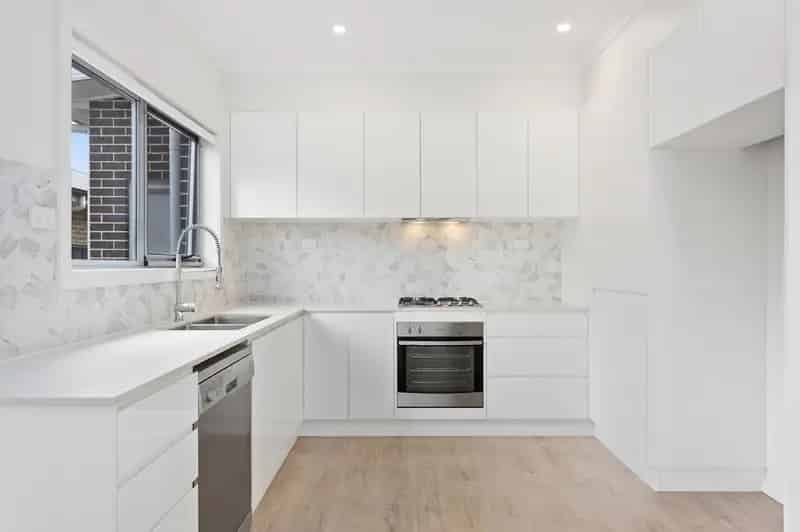 Real Estate For Sale - 18A Saddleback Crescent - Stream Hill , NSW