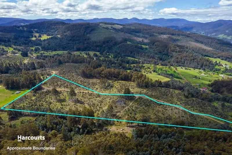 Buy Land in Secluded Acres with Stunning Views and Natural Features