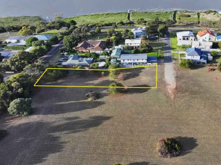 2000m² Block of Land Near the River Murray