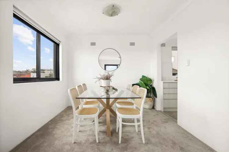 Apartment Auction - 3/4 Severn Street, Maroubra NSW 2035