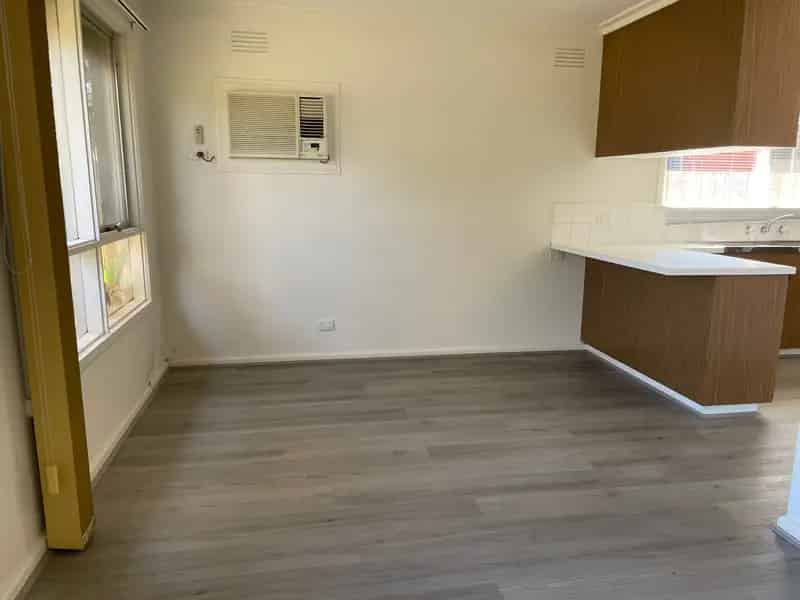 ** Apply for this property now**  - Convenient and Peaceful Location