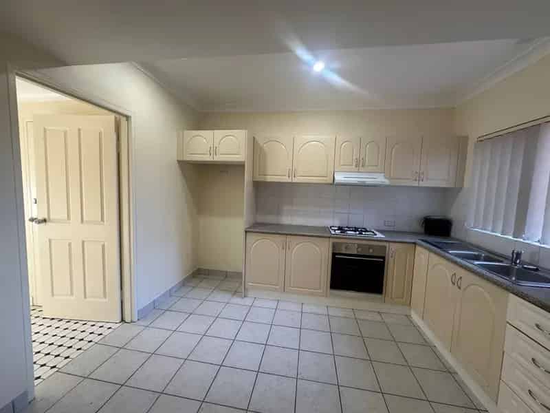 Real Estate For Lease - 4/181 Pennant Hills Road - Carlingford North , NSW