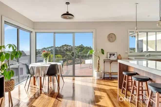 House For Sale , 21, Mark Street, Burnie, Tasmania