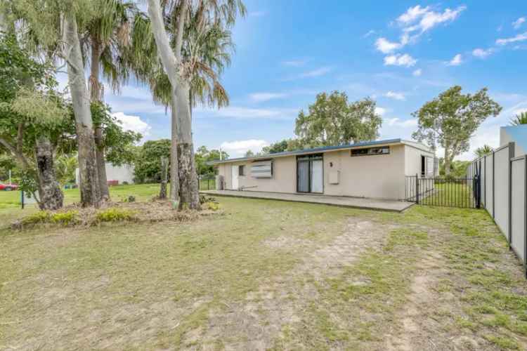 House For Sale in Moore Park Beach, Queensland