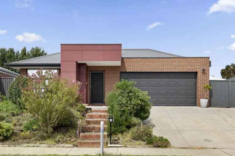 House For Sale in City of Greater Geelong, Victoria