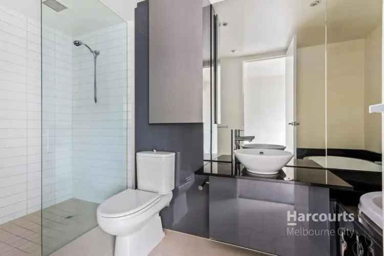 2 rooms apartment of 93 m² in Melbourne