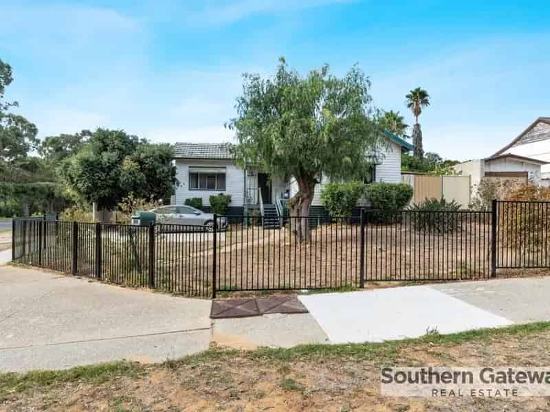House For Sale , City of Kwinana, Western Australia