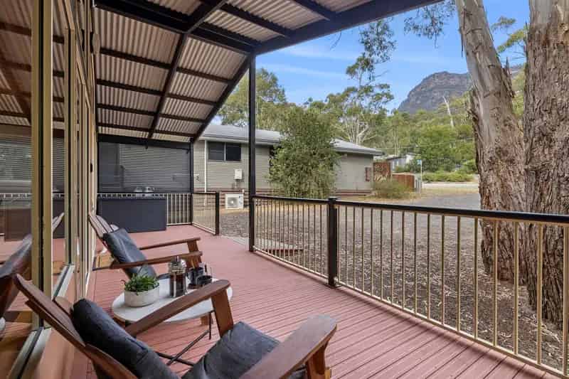 Discover your own "Mountain Hideaway" - A 5-Star Retreat in the Heart of the Grampians