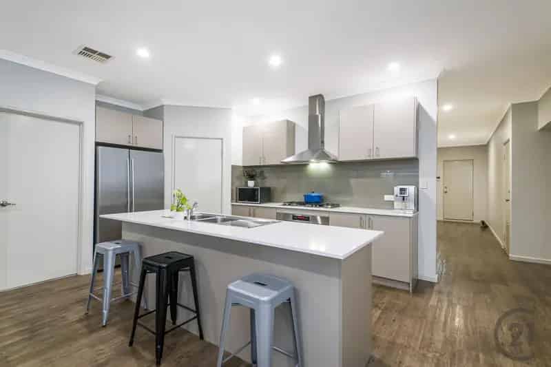 82 Countess Circuit, South Yunderup WA 6208 - House For Sale