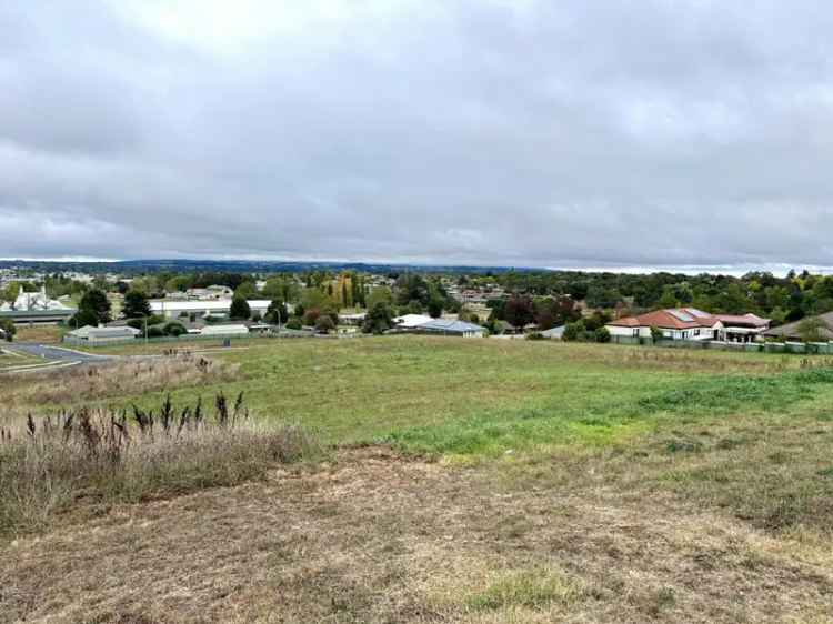 Prime Lot subdivided into 2 with building incentives of up to $30,000, plus the developer will pay land transfer stamp duty for purchaser.