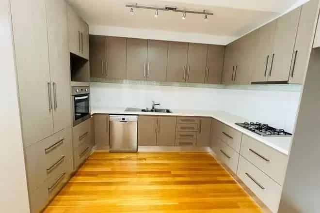 House For Rent , 32, Fawkner Street, Melbourne, Victoria