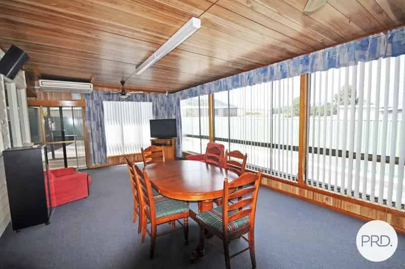 **Charming Family Home in Lawitta - Your Dream Awaits!**