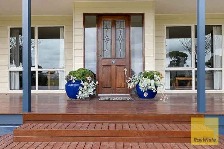 Beautifully Presented Homestead with Large Shed