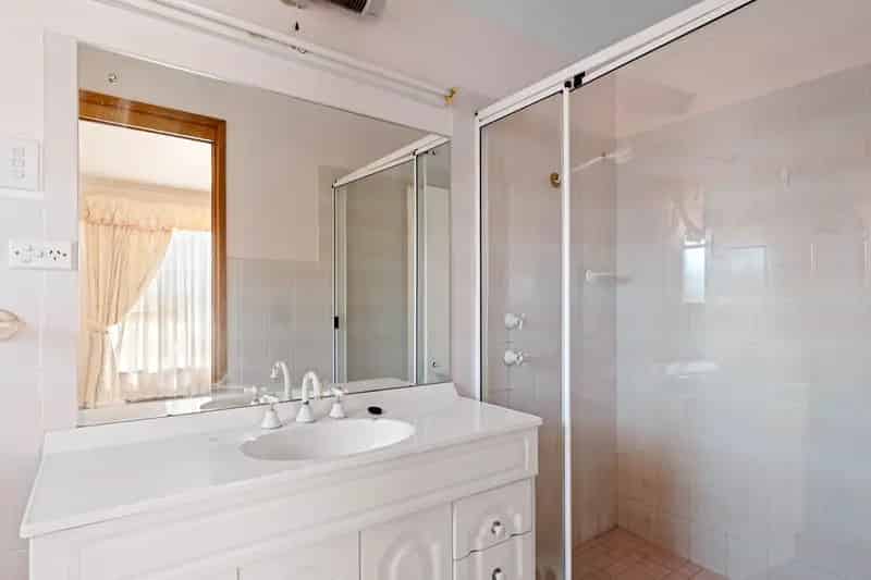 Buy Family Home in Crookwell with Four Bedrooms and Low Maintenance Yard