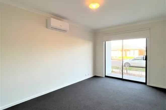House For Rent , 55, Lynwood Drive, Melbourne, Victoria