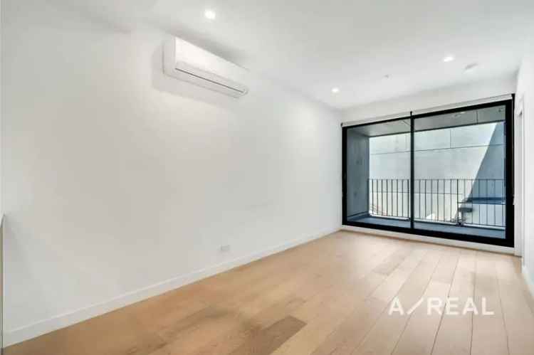 Luxury 1 Bedroom Apartment Melbourne 167m2 near Bridge Road MCG