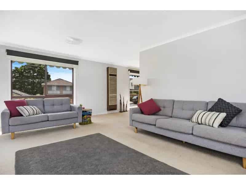 Charming 3-Bedroom Home For Lease
