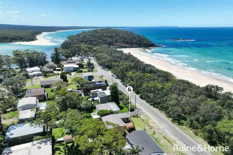 Buy Beach House in Narrawallee with 5 Bedrooms and Ocean Glimpses
