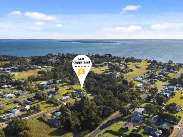 Buy Land in Metung with Coastal Charm and Endless Possibilities