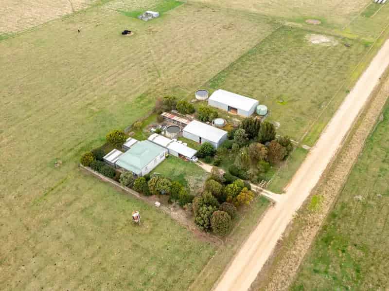 Prime Grazing Land within Minute of Yarram (91acres ~ 36.8 hectares)