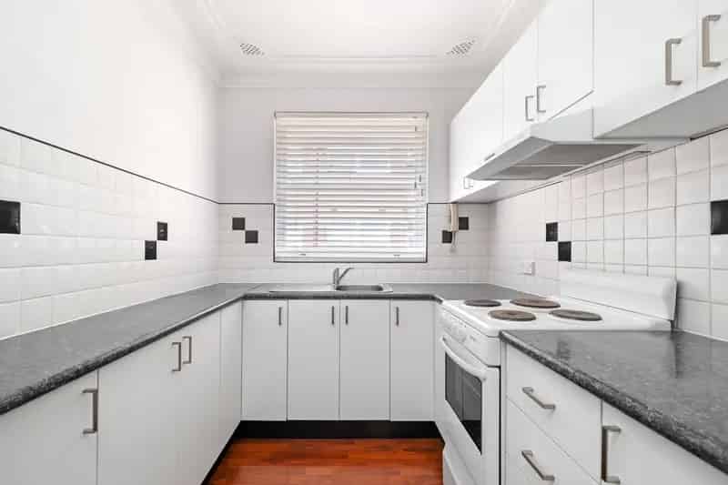 Real Estate For Lease - 4/18 Orpington Street - Ashfield , NSW