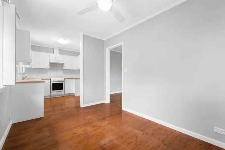 Real Estate For Lease - 156 Parker Street - Kingswood , NSW