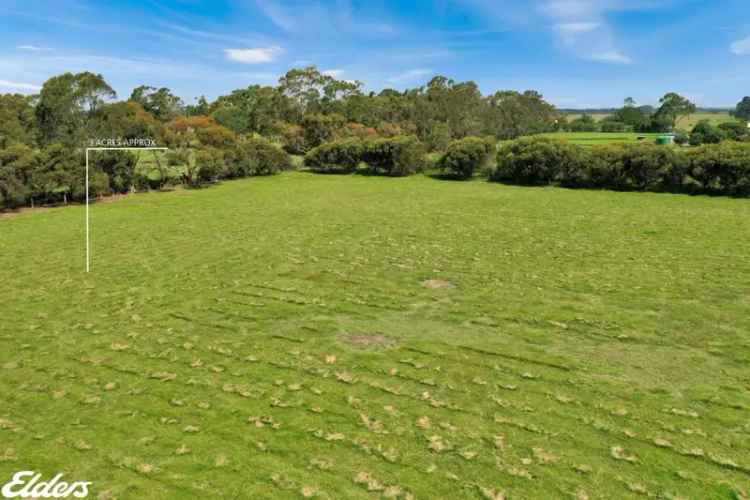 Purchase rural property land at Woodside with space for horses and chickens