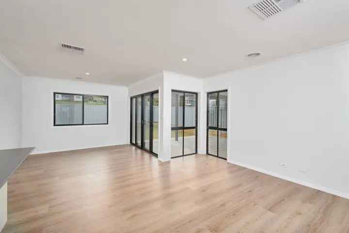 Buy four bedroom family home in Junee with modern features