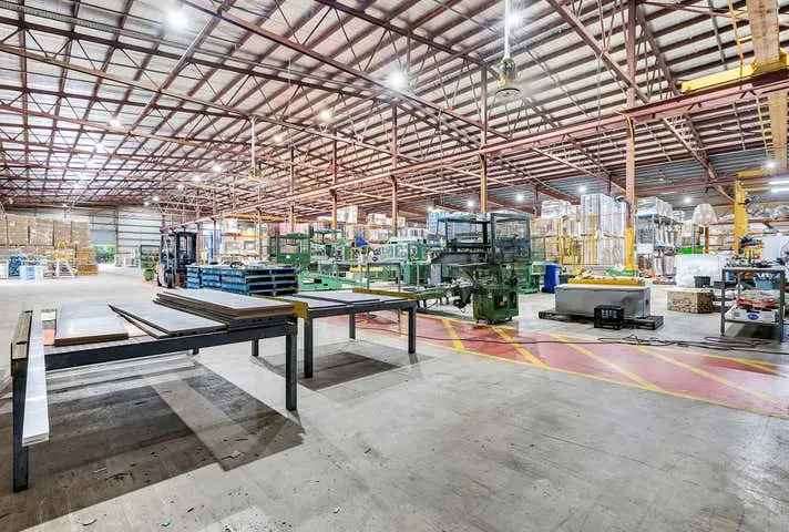 Premium Darwin Industrial Facility 4682sqm Warehouse Office Lease