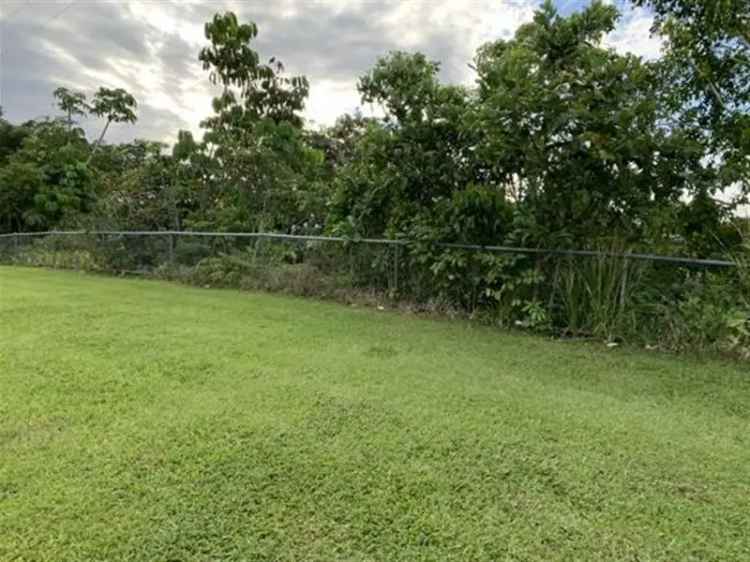 ELEVATED BLOCK INNISFAIL