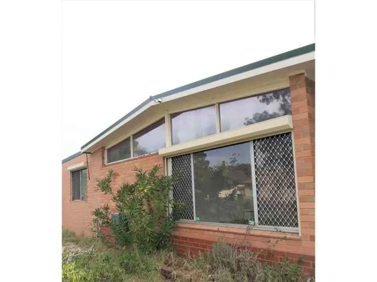 House For Rent in City of Gosnells, Western Australia