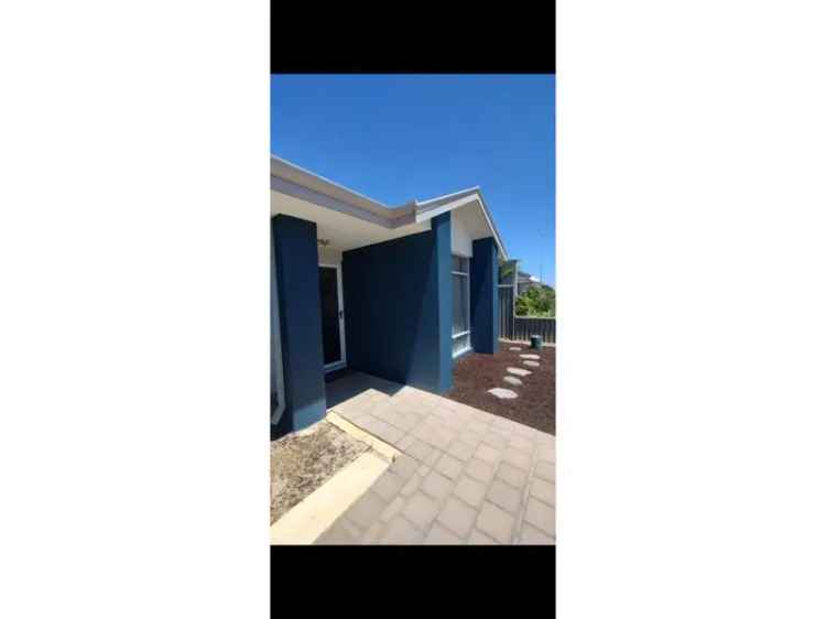 Beachfront 3-Bedroom Home in Eglinton