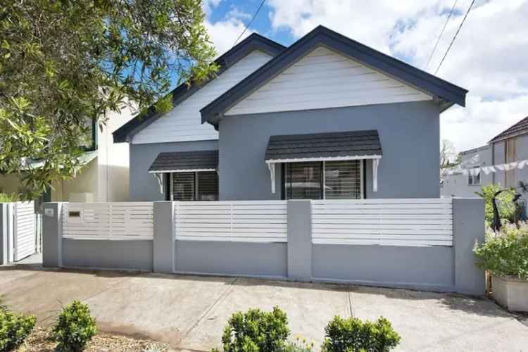 House For Rent in Sydney, New South Wales