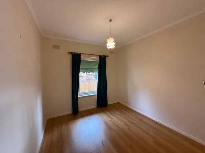 366 Hampstead Road, Clearview SA 5085 - House For Lease