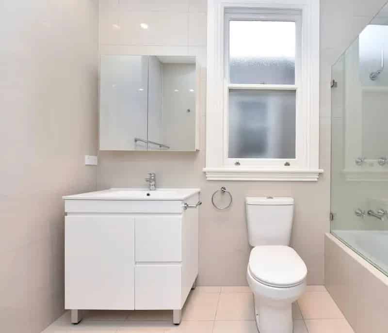 4 BEDROOM  TERRACE IN A PROMINENT LOCATION