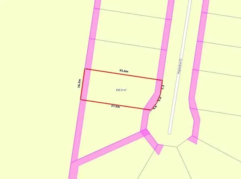 Buy Vacant Land in New Estate with 652m2 Area