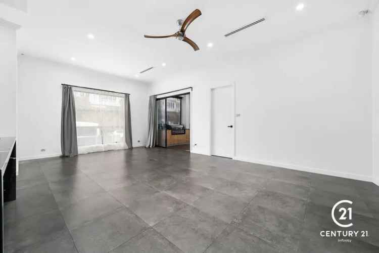 4 Bed 3 Bath House For Lease North Kellyville NSW