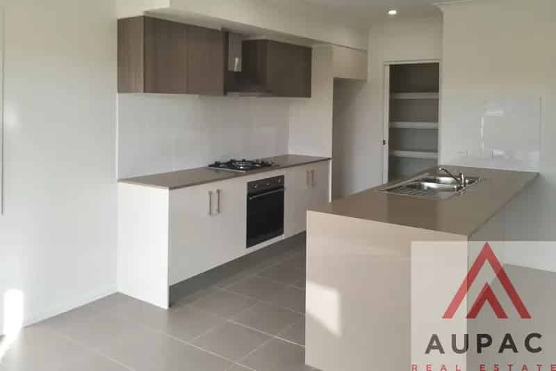 Real Estate For Lease - 27 Newhaven Avenue - Box Hill , NSW