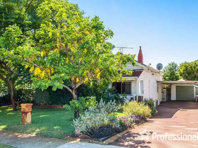 House For Sale , Town of Bassendean, Western Australia