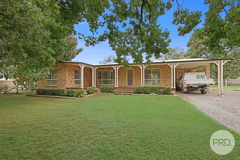 Prime equine acreage in outstanding location!