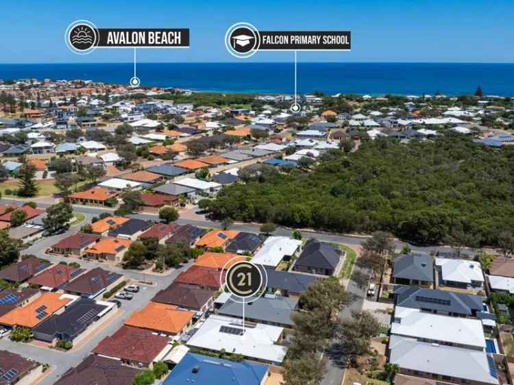 4 Bedroom 2 Bathroom Home in Sought After Seaside Suburb